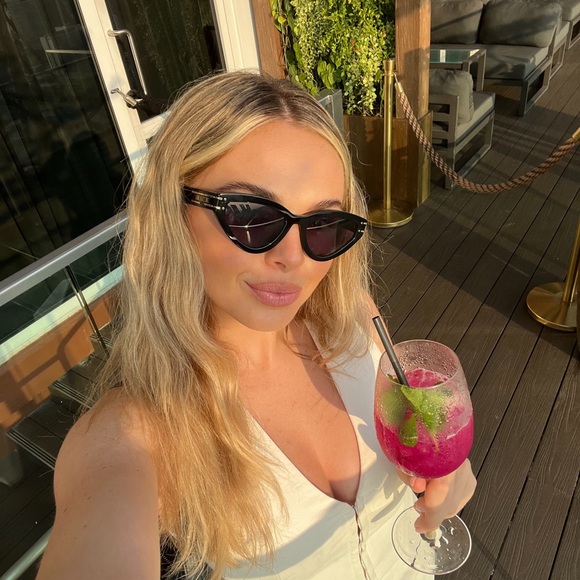 Christian Dior Sunglasses - Picture 5 of 5